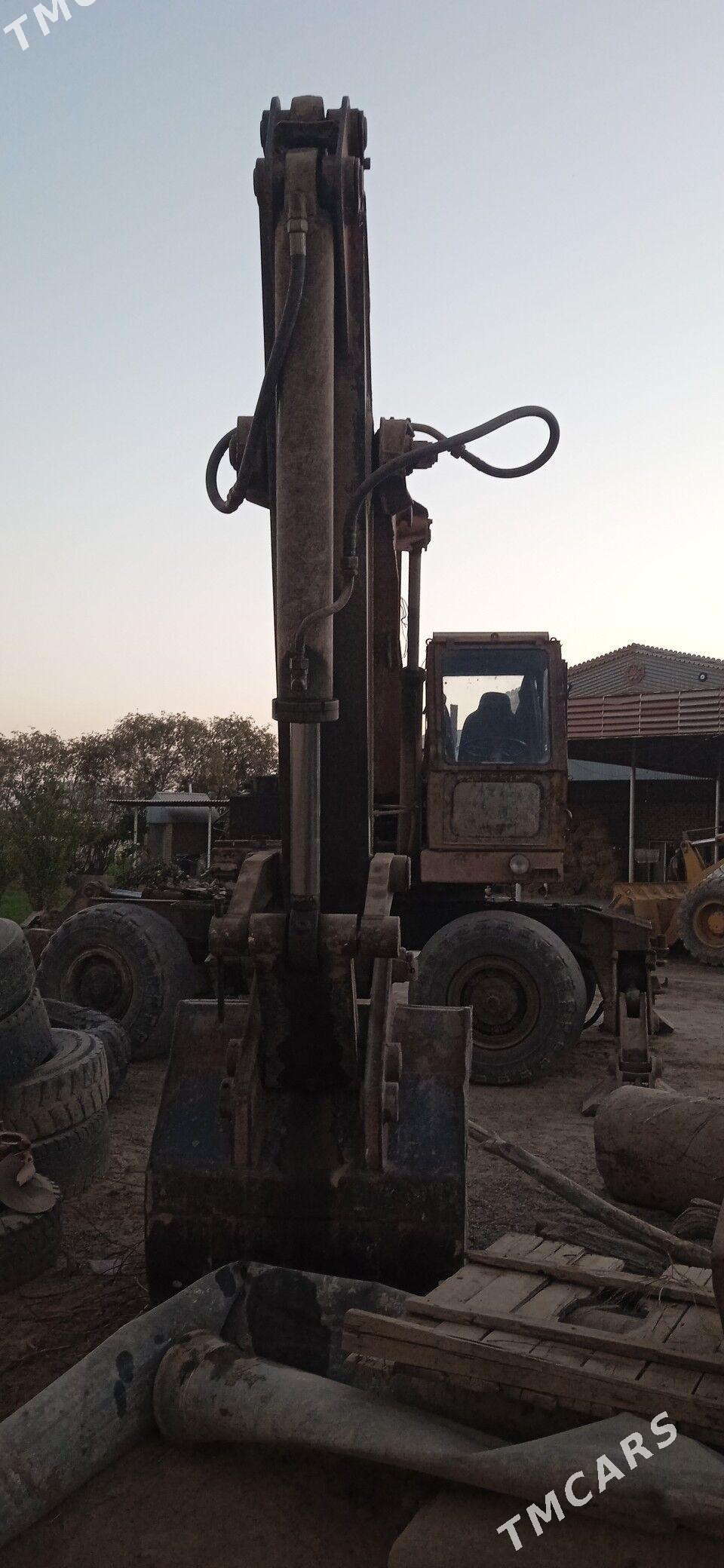 JCB 3CX Compact 1987 - 45 000 TMT - Sakarçäge - img 3