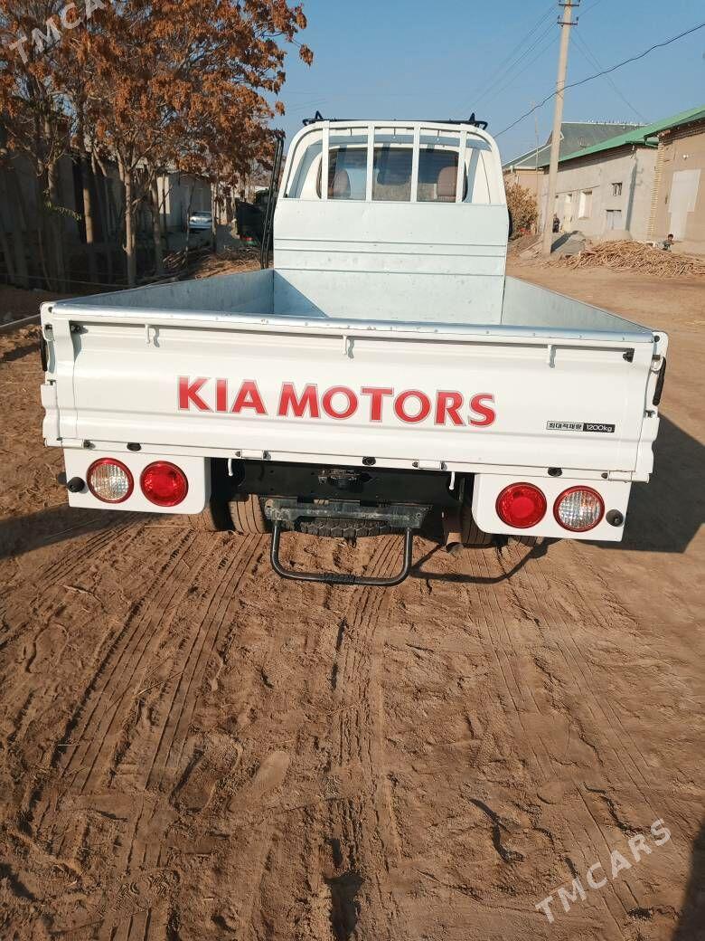 Kia Bongo 2020 - 265 000 TMT - Gurbansoltan Eje - img 2