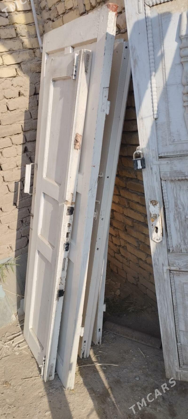 Ayna gapylar - Дашогуз - img 2