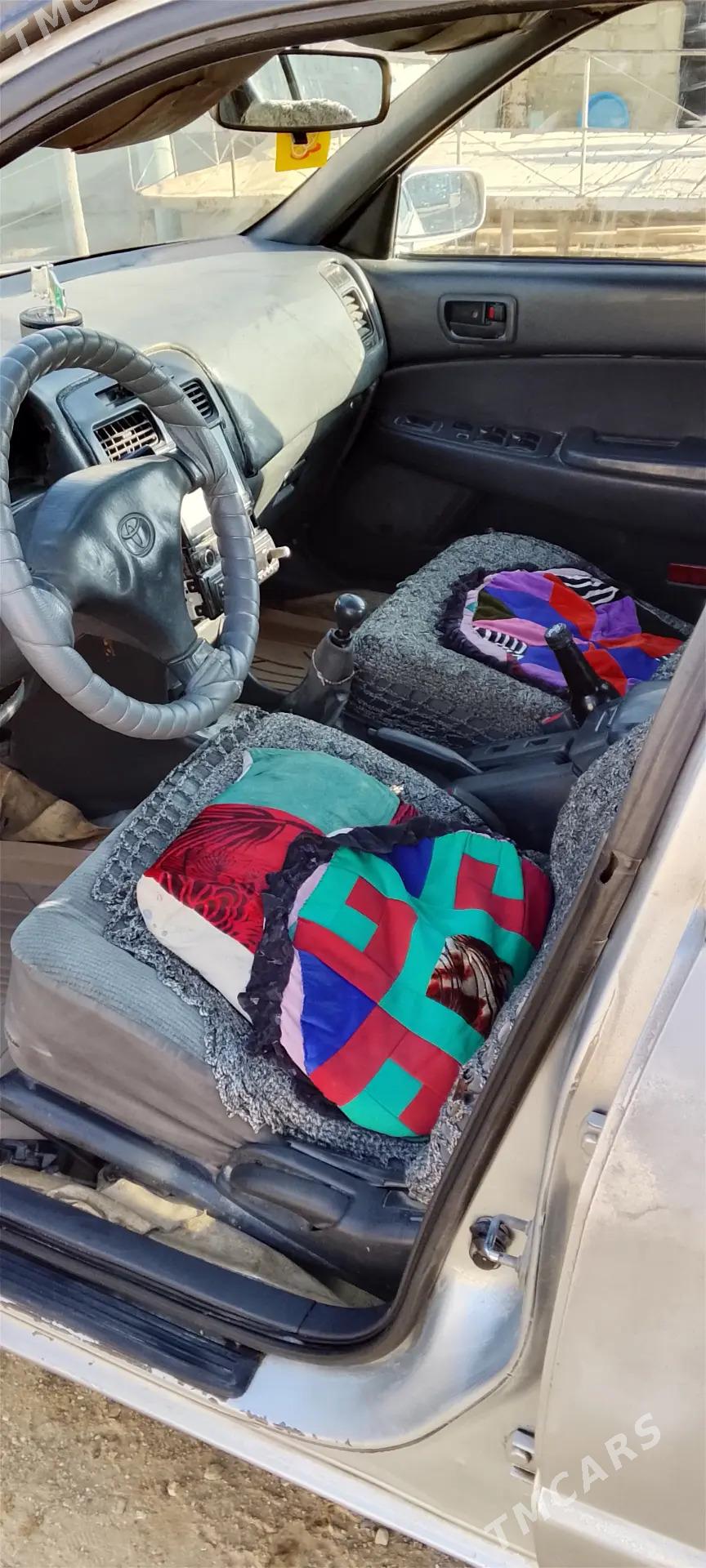 Toyota Camry 1993 - 40 000 TMT - Гумдаг - img 2