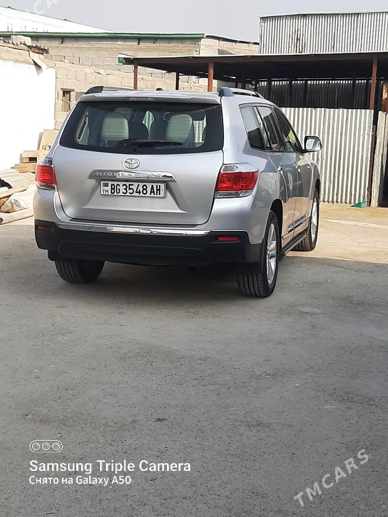 Toyota Highlander 2011 - 365 000 TMT - Aşgabat - img 3