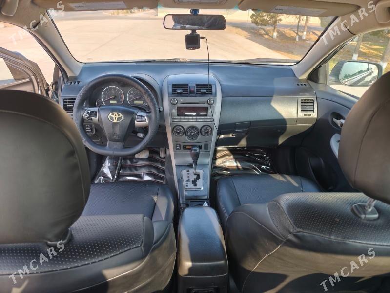 Toyota Corolla 2012 - 170 000 TMT - Туркменабат - img 5