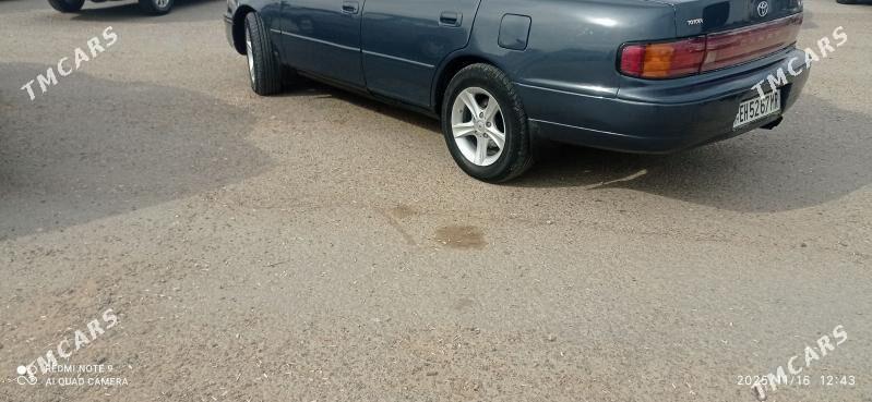 Toyota Camry 1993 - 90 000 TMT - Mary - img 2
