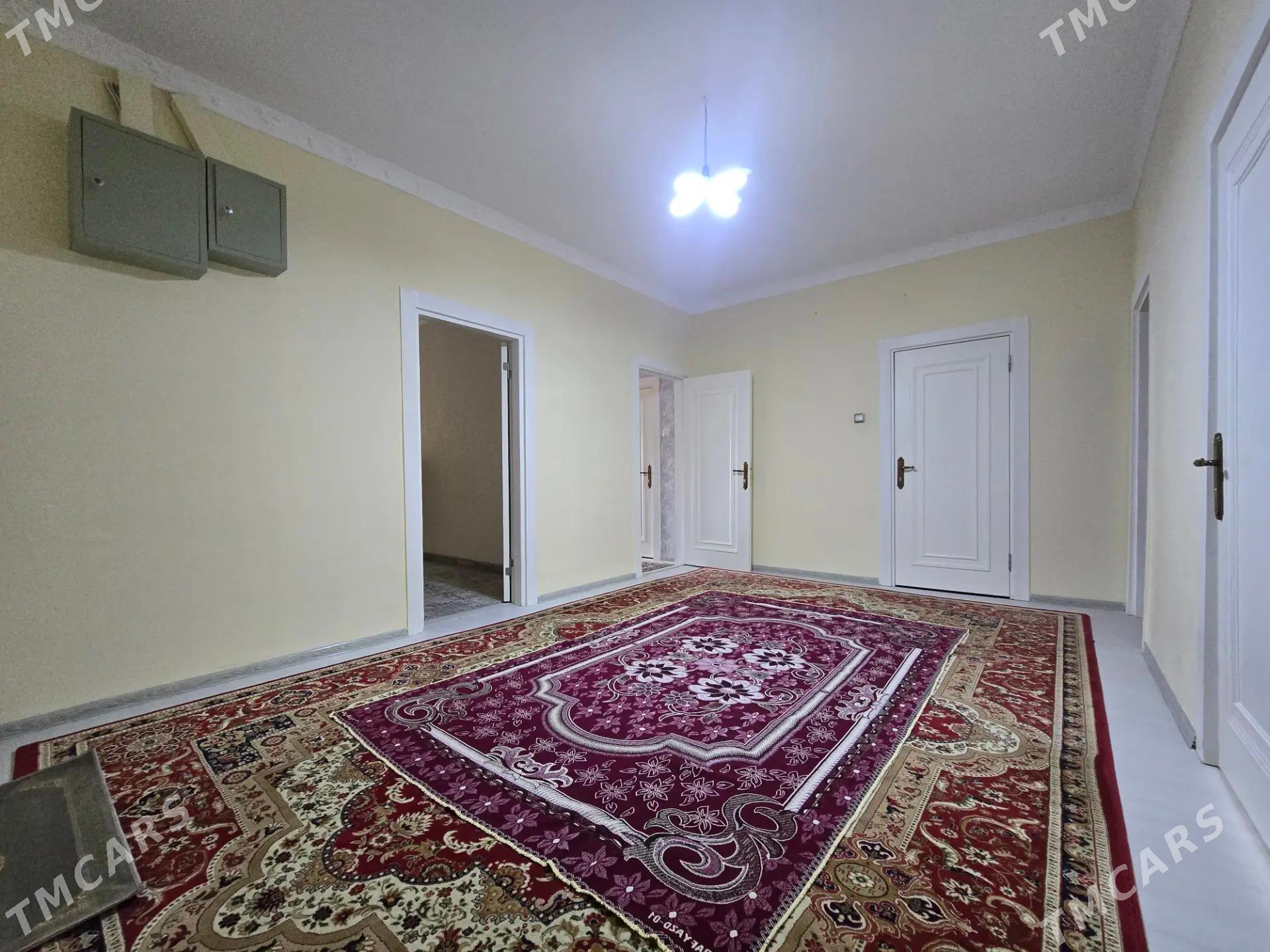 ÁNEW PANELKA 30 ÝYLLYK - Анев - img 1