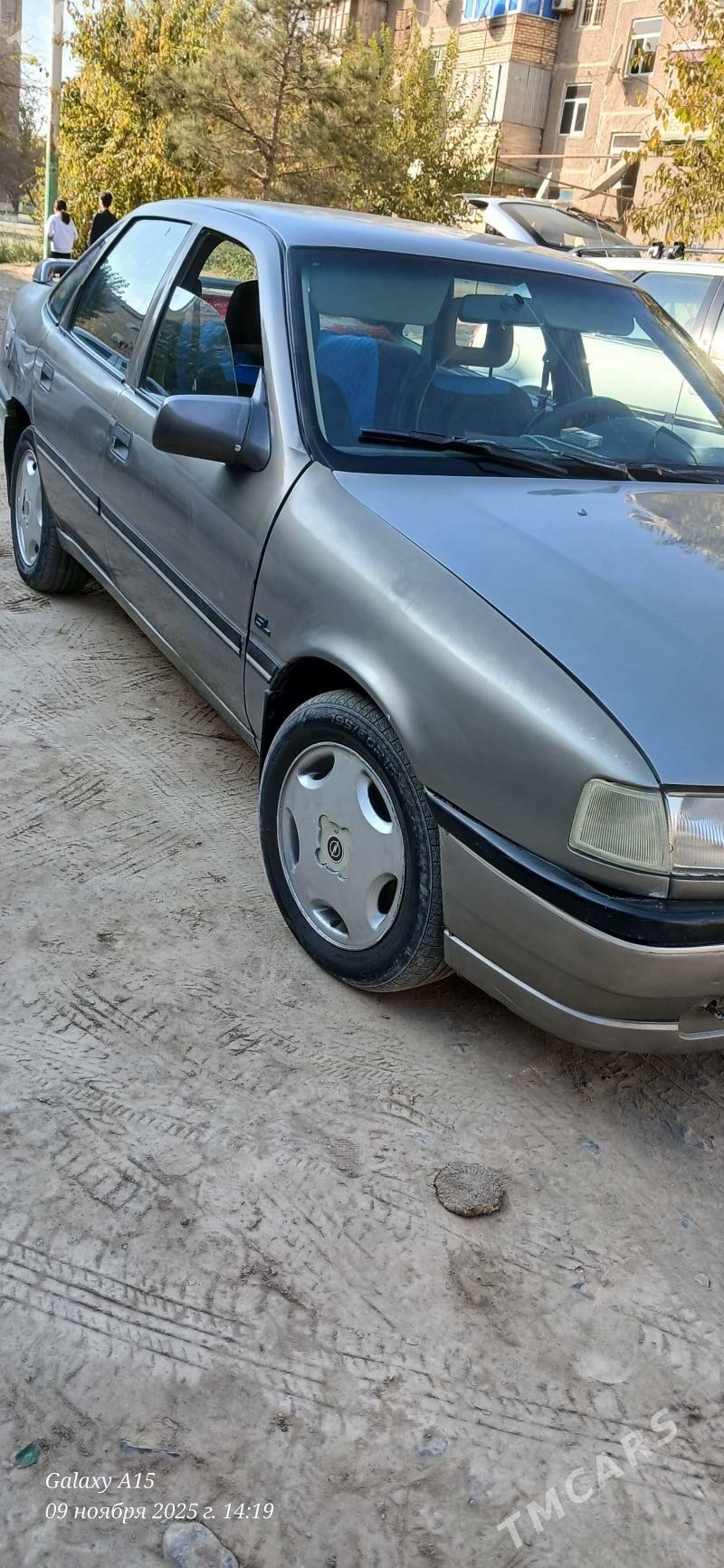 Opel Vectra 1992 - 30 000 TMT - Türkmenabat - img 1