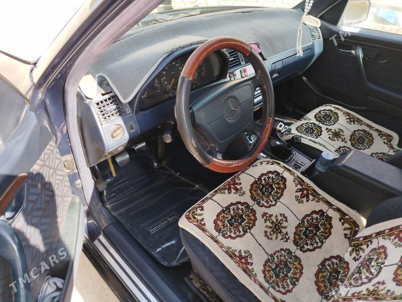 Mercedes-Benz 230E 2004 - 50 000 TMT - Берекет - img 2