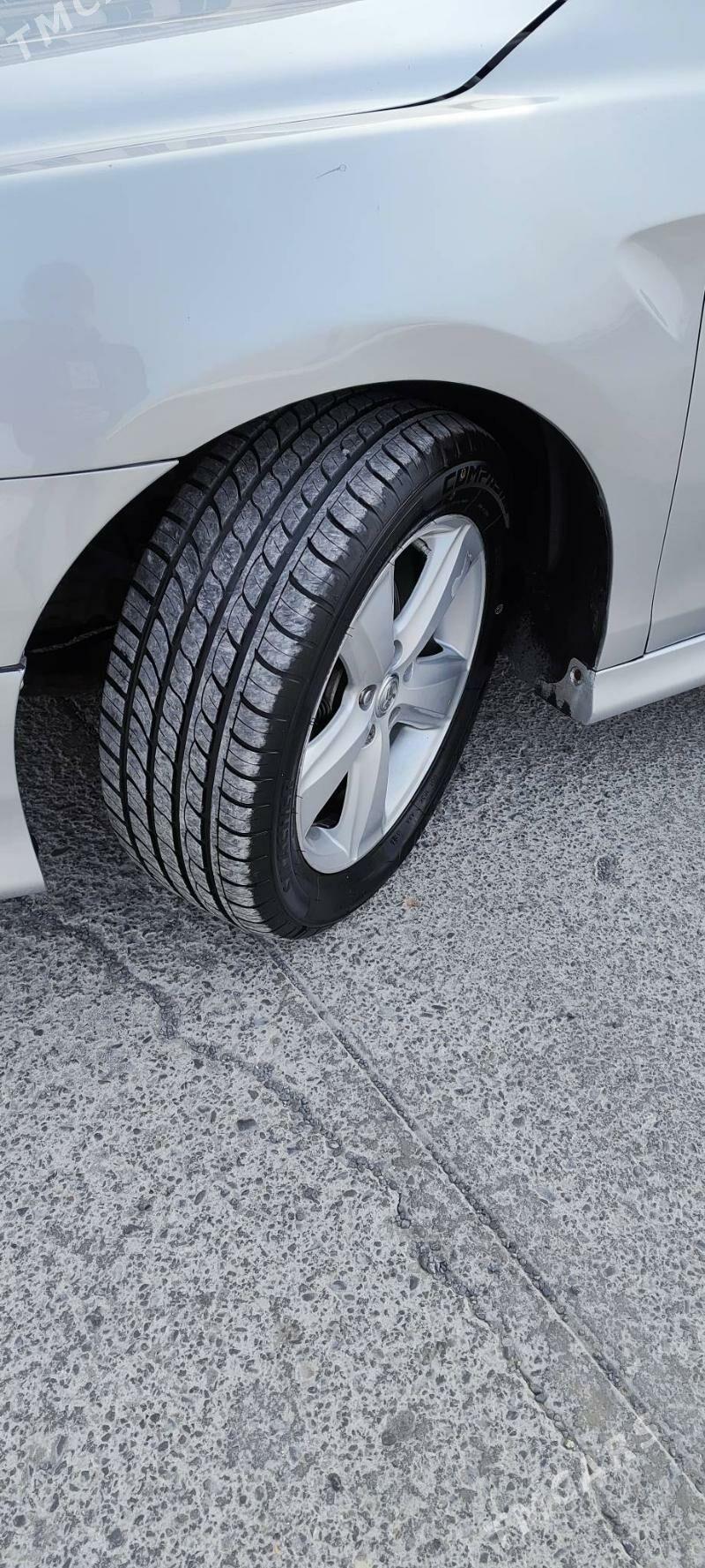 Toyota Camry 2010 - 225 000 TMT - Дашогуз - img 4