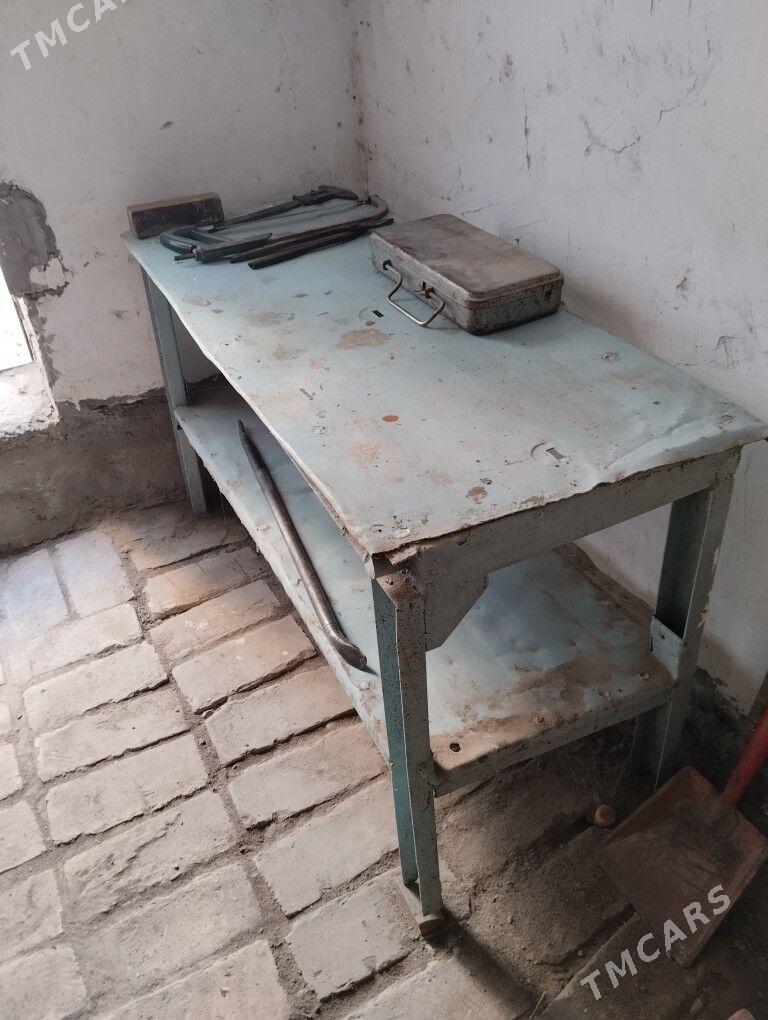 стол верстак слесаря железная - Türkmenabat - img 1