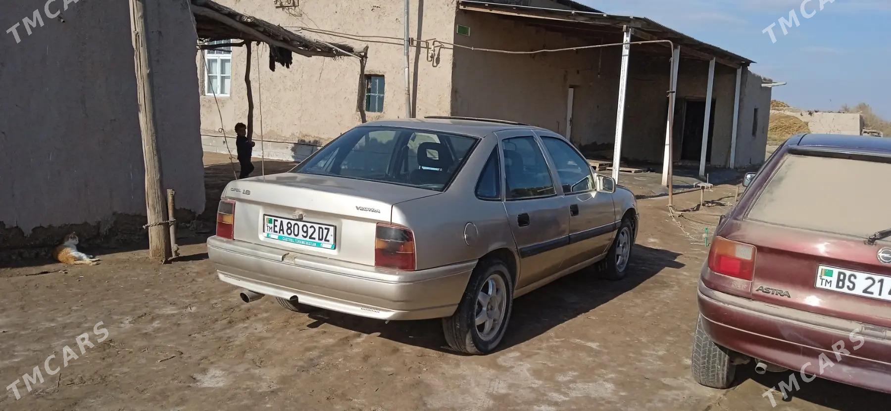 Opel Vectra 1989 - 30 000 TMT - Türkmenbaşy etr. - img 2