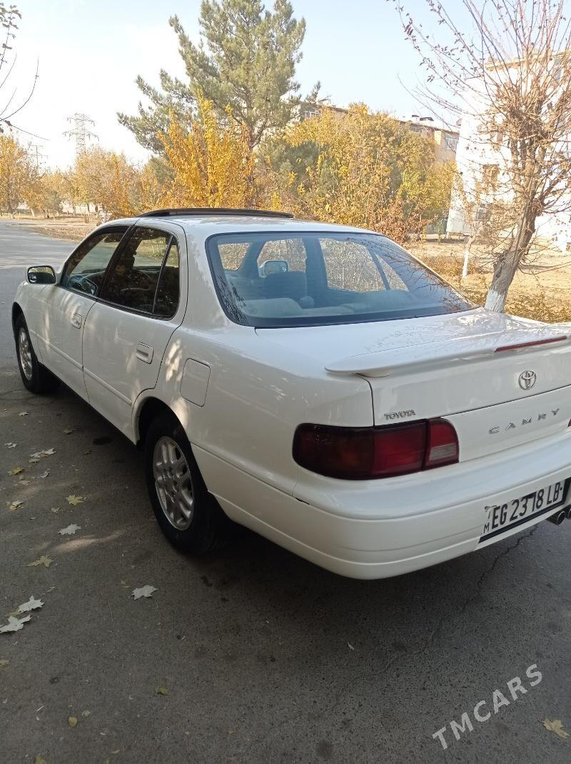 Toyota Camry 1995 - 116 000 TMT - Чарджоу - img 4