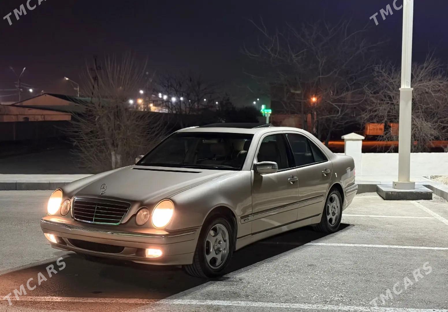 Mercedes-Benz E320 2001 - 85 000 TMT - Balkanabat - img 3