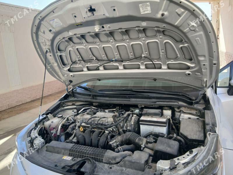 Toyota Corolla 2021 - 240 000 TMT - Balkanabat - img 5