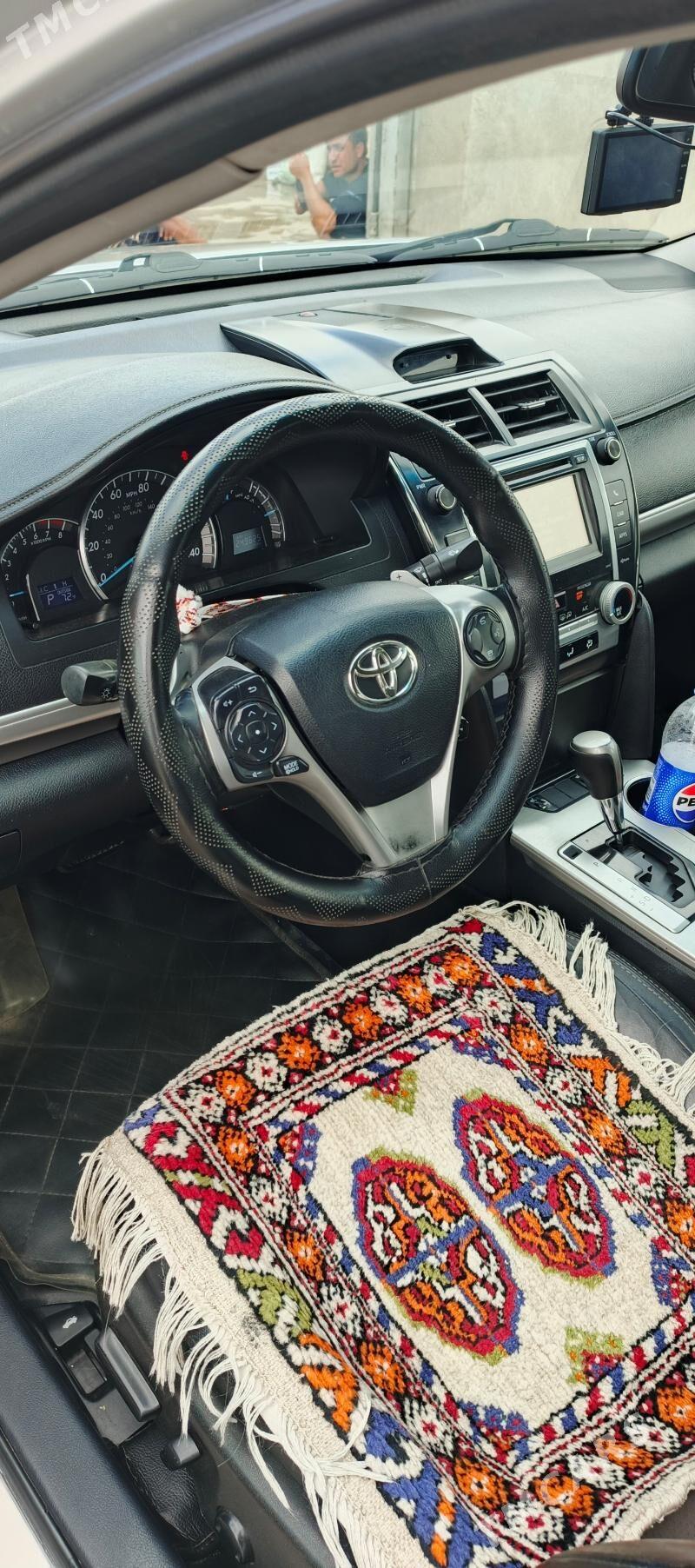 Toyota Camry 2012 - 250 000 TMT - Babadaýhan - img 4