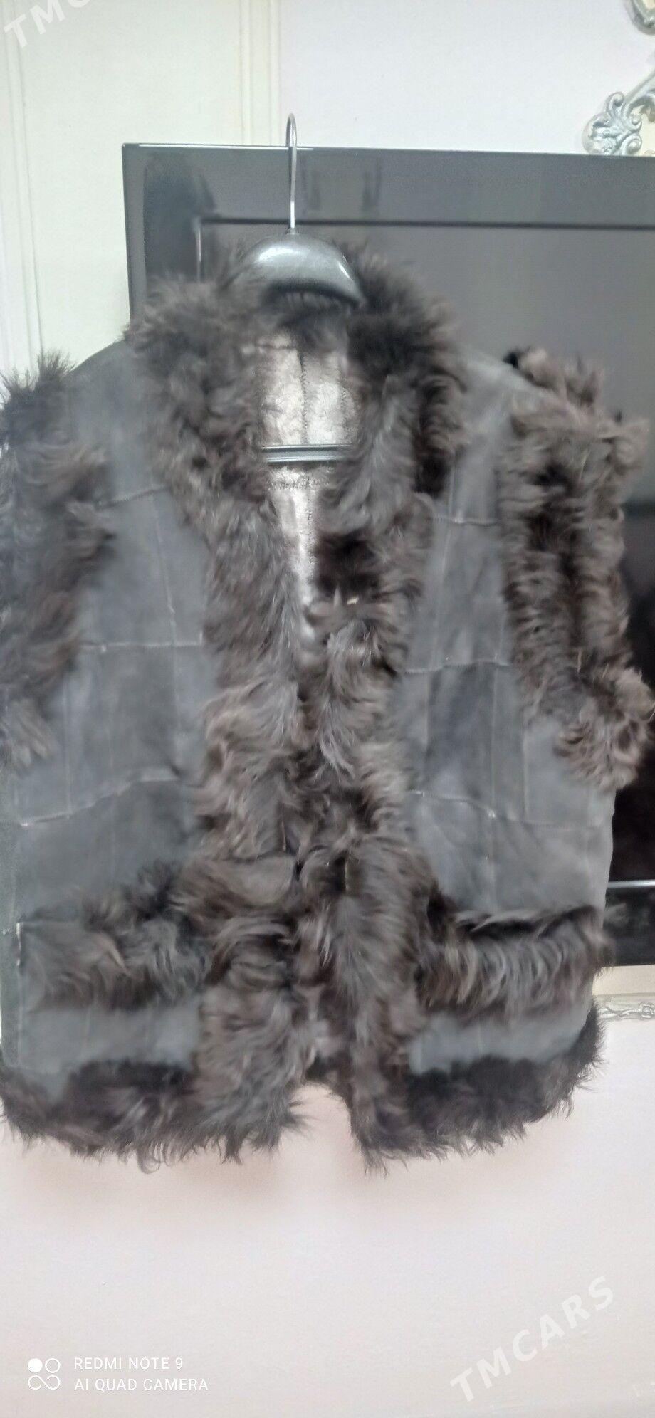 Tüýli ýeñsiz - 10 мкр - img 2