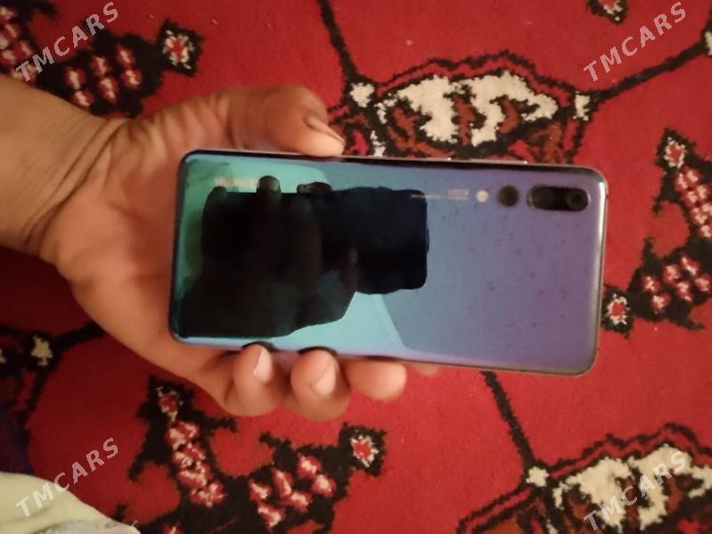 HUAWEI P20 Pro - Ходжамбаз - img 6