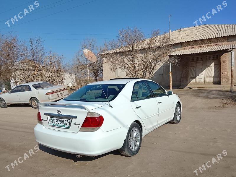 Toyota Camry 2002 - 155 000 TMT - Гурбансолтан Едже - img 1