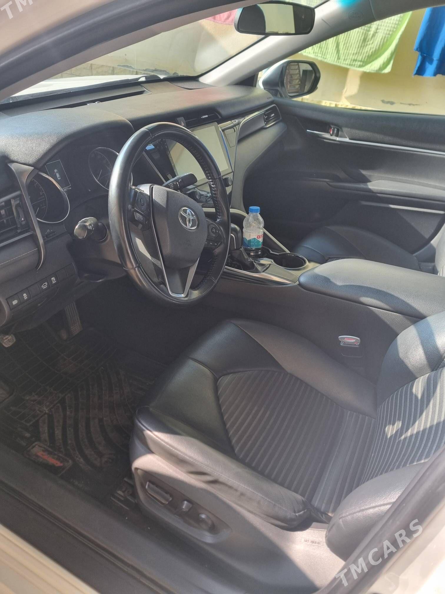 Toyota Camry 2019 - 295 000 TMT - Ашхабад - img 5