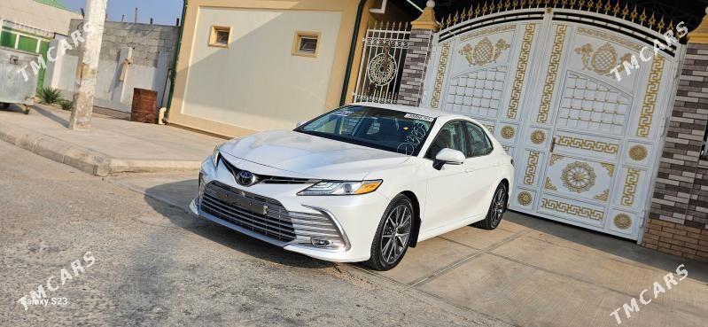 Toyota Camry 2023 - 445 000 TMT - Aşgabat - img 3