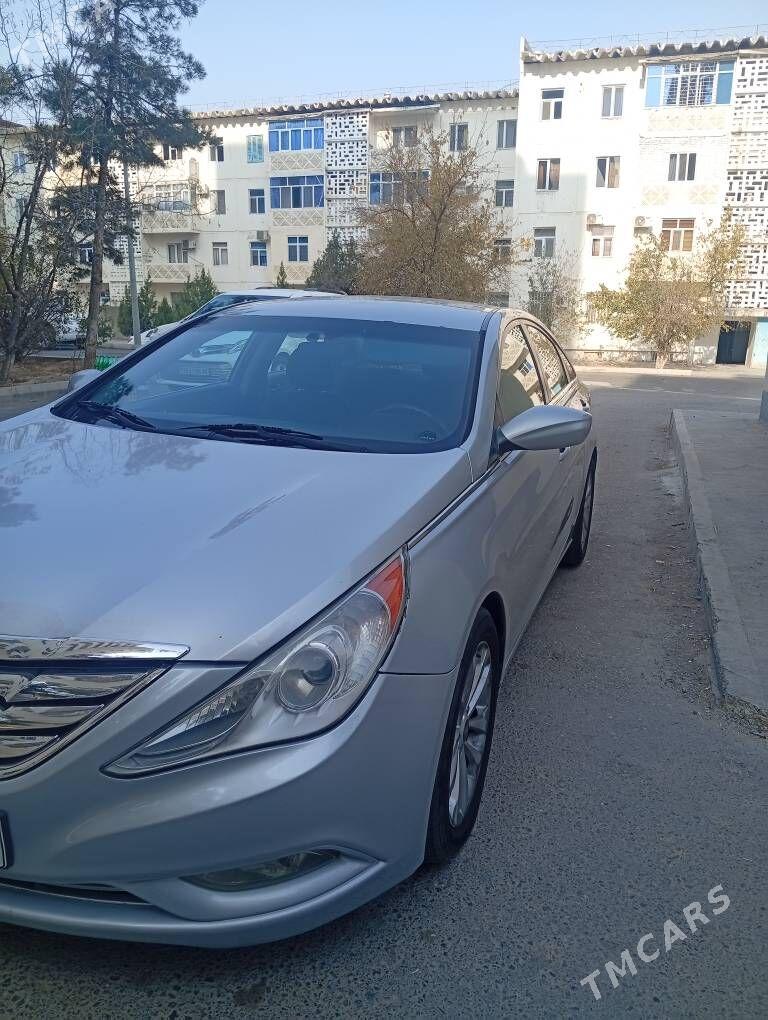 Hyundai Sonata 2010 - 147 000 TMT - Ашхабад - img 5