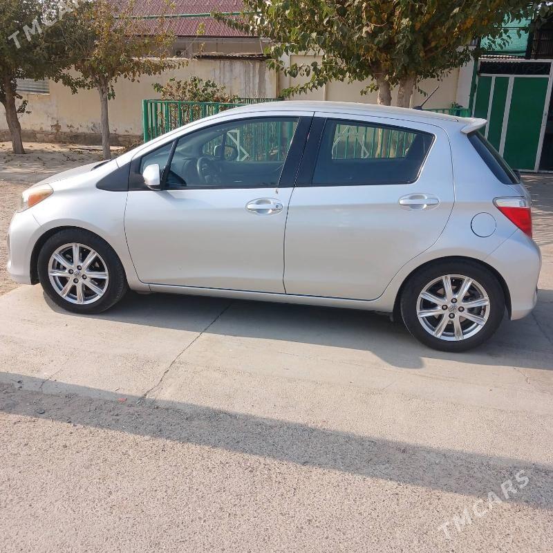 Toyota Yaris 2012 - 150 000 TMT - Aşgabat - img 2