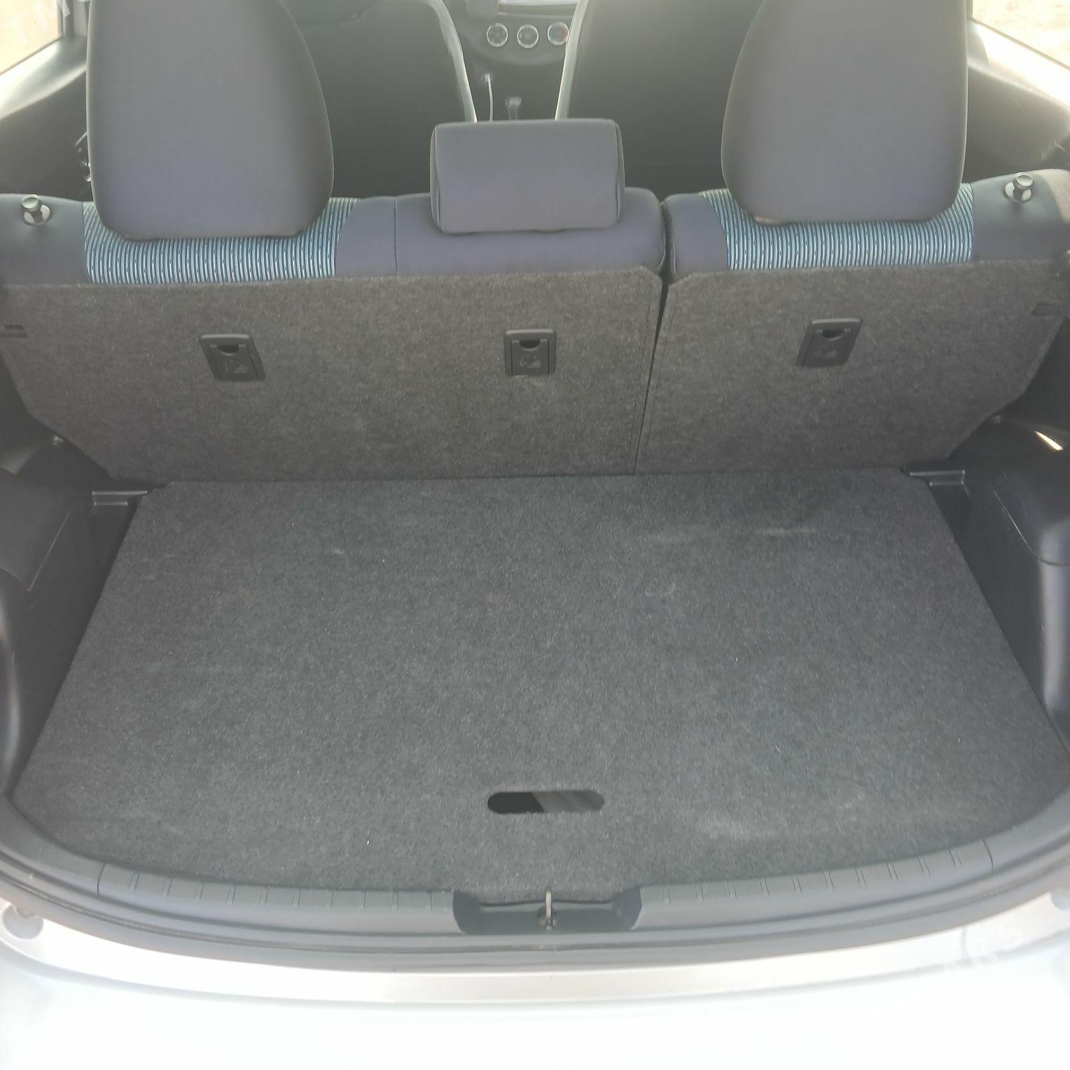 Toyota Yaris 2012 - 150 000 TMT - Aşgabat - img 4