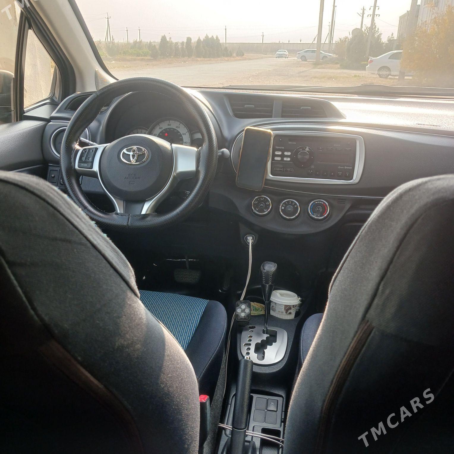 Toyota Yaris 2012 - 150 000 TMT - Aşgabat - img 5