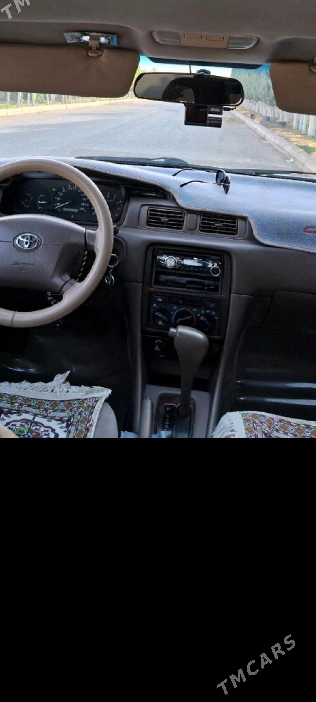 Toyota Camry 2001 - 180 000 TMT - етр. Туркменбаши - img 5