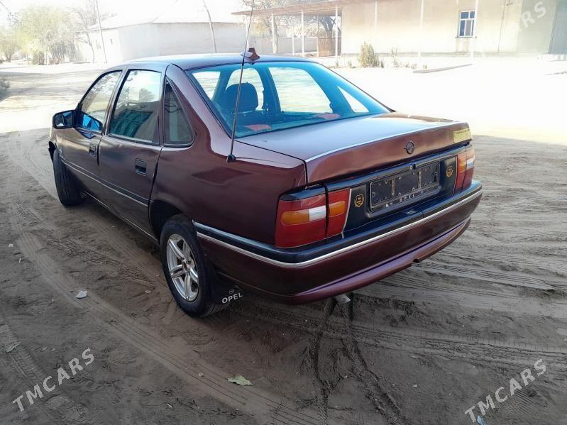 Opel Vectra 1992 - 25 000 TMT - Гурбансолтан Едже - img 2