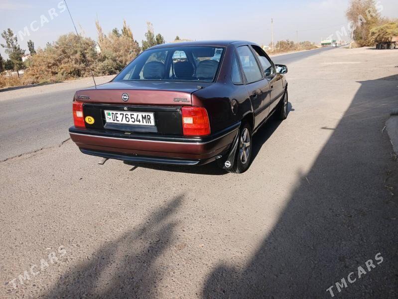 Opel Vectra 1990 - 38 000 TMT - Mary - img 4