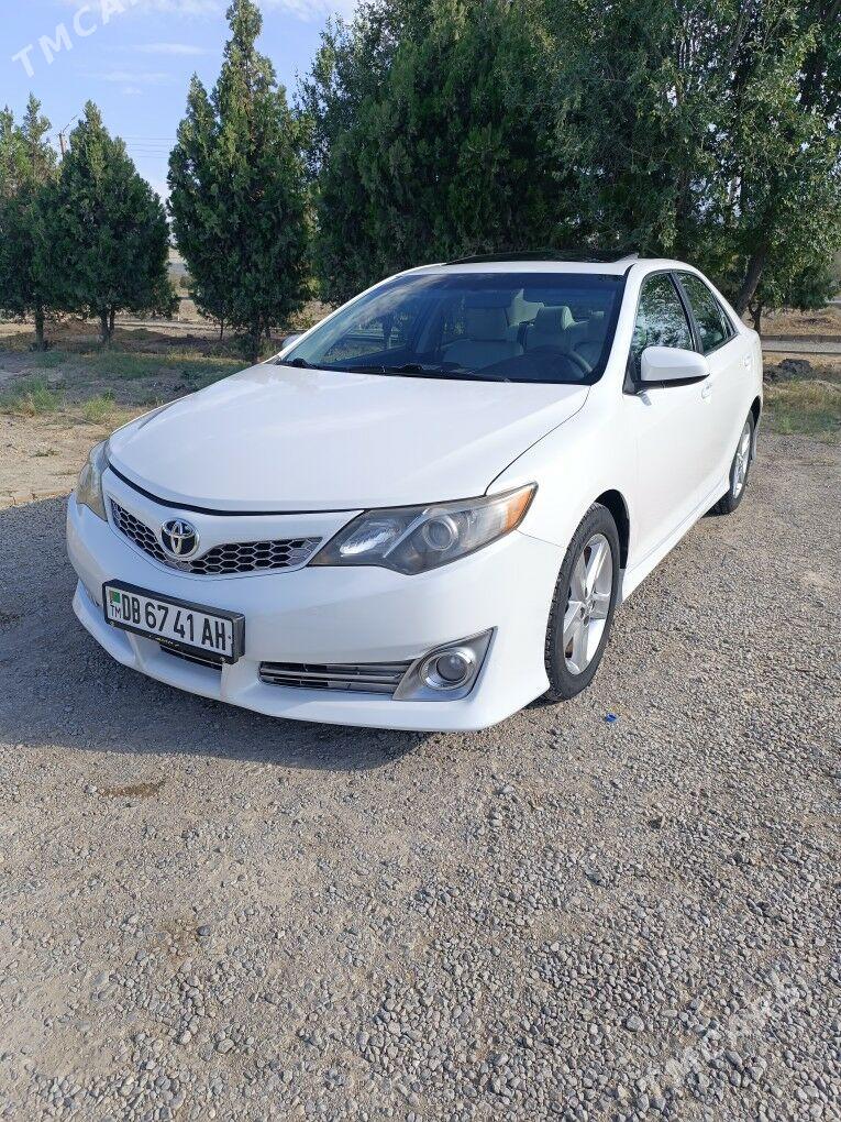 Toyota Camry 2012 - 230 000 TMT - Ak bugdaý etraby - img 4