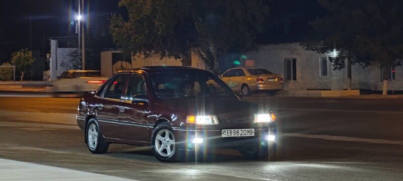 Opel Vectra 1989 - 42 000 TMT - Mary - img 8