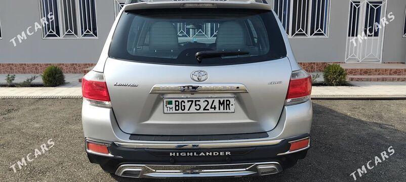 Toyota Highlander 2013 - 270 000 TMT - Baýramaly - img 3