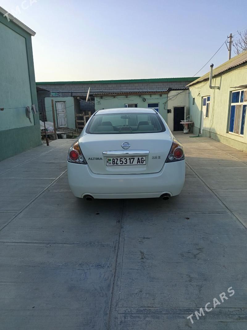 Nissan Altima 2008 - 115 000 TMT - Бузмеин - img 4