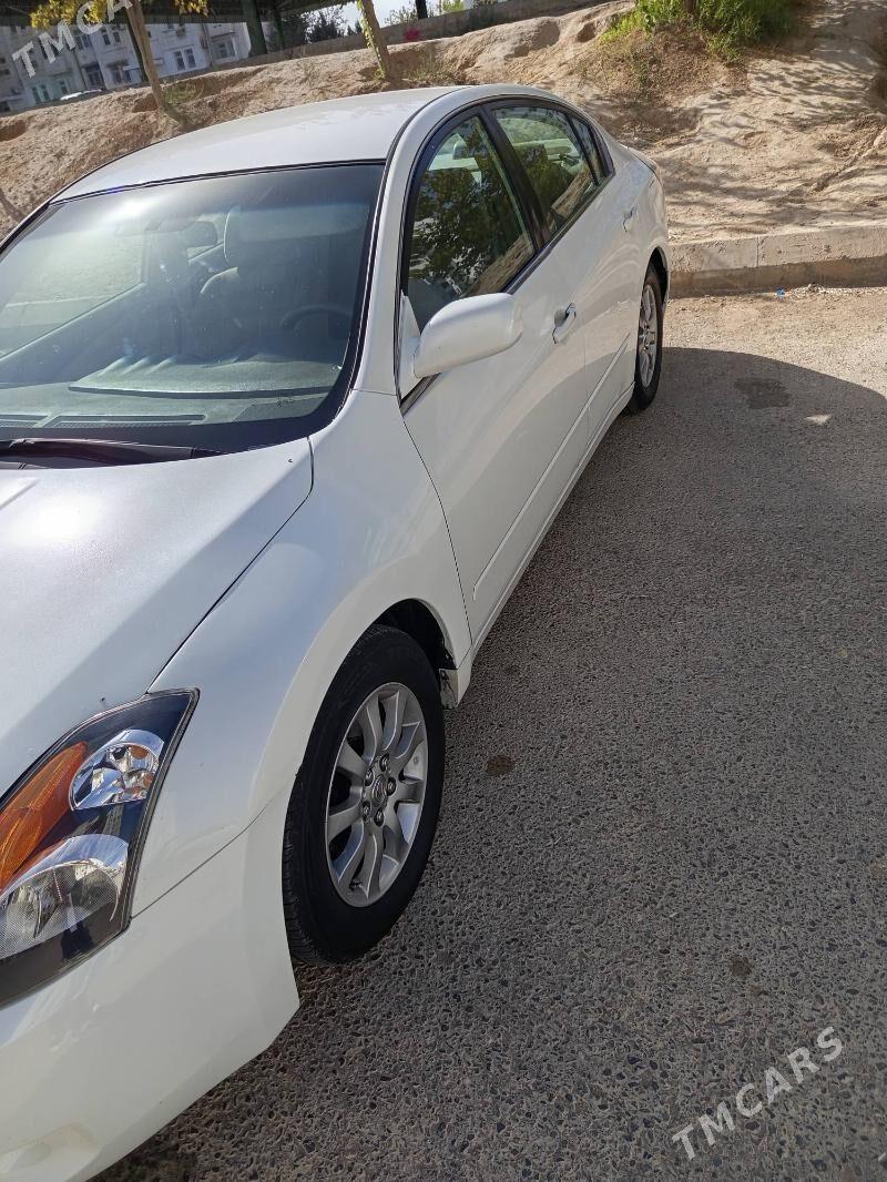 Nissan Altima 2008 - 115 000 TMT - Бузмеин - img 3