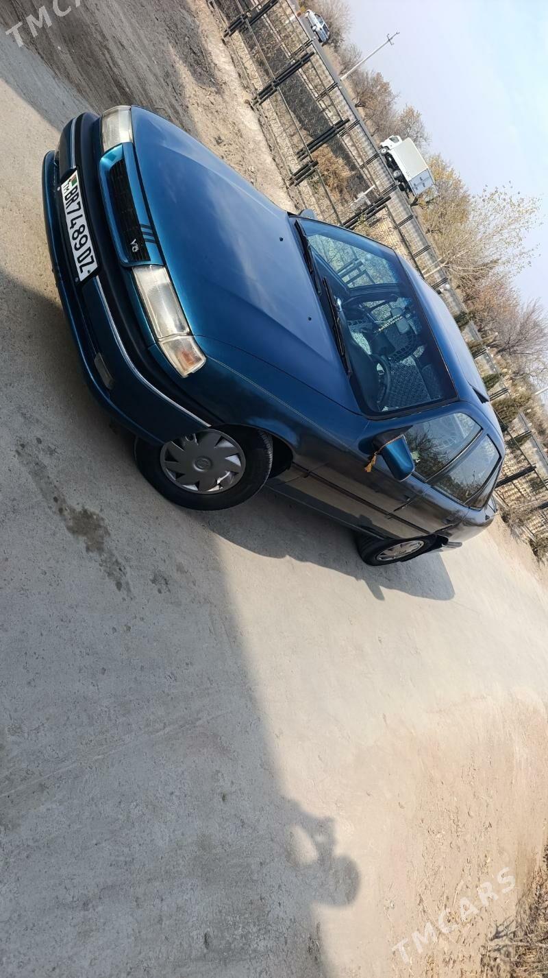Opel Vectra 1994 - 52 000 TMT - Дашогуз - img 3
