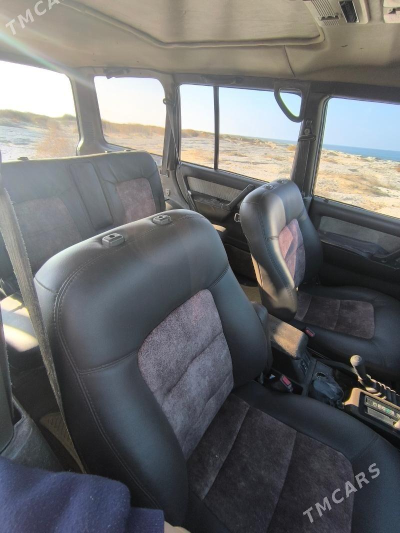 Mitsubishi Montero 1992 - 50 000 TMT - Карабогаз - img 3