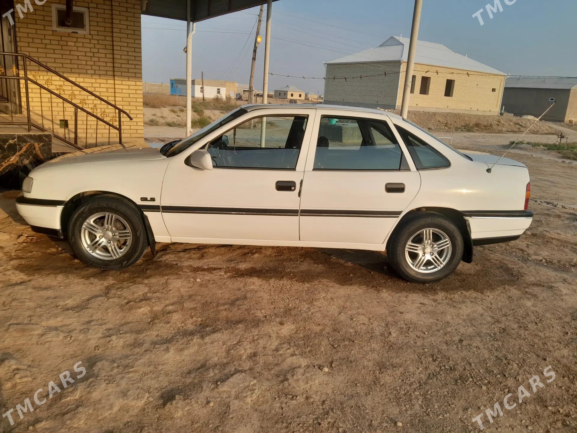 Opel Vectra 1989 - 35 000 TMT - Векильбазар - img 6
