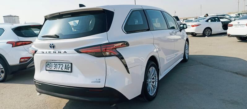 Toyota Sienna 2021 - 478 000 TMT - Ашхабад - img 4