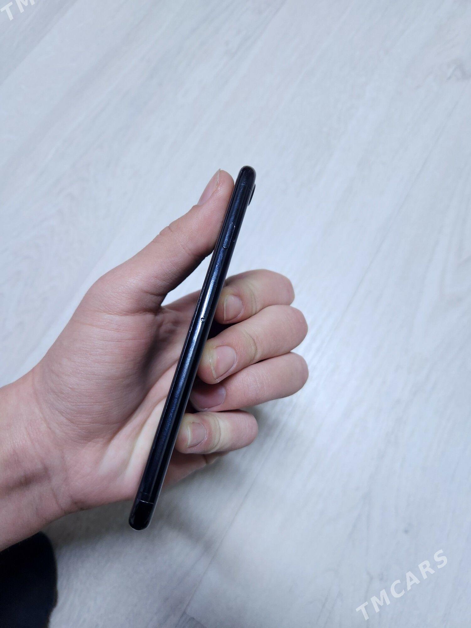 iPhone 7 - Сакар - img 4