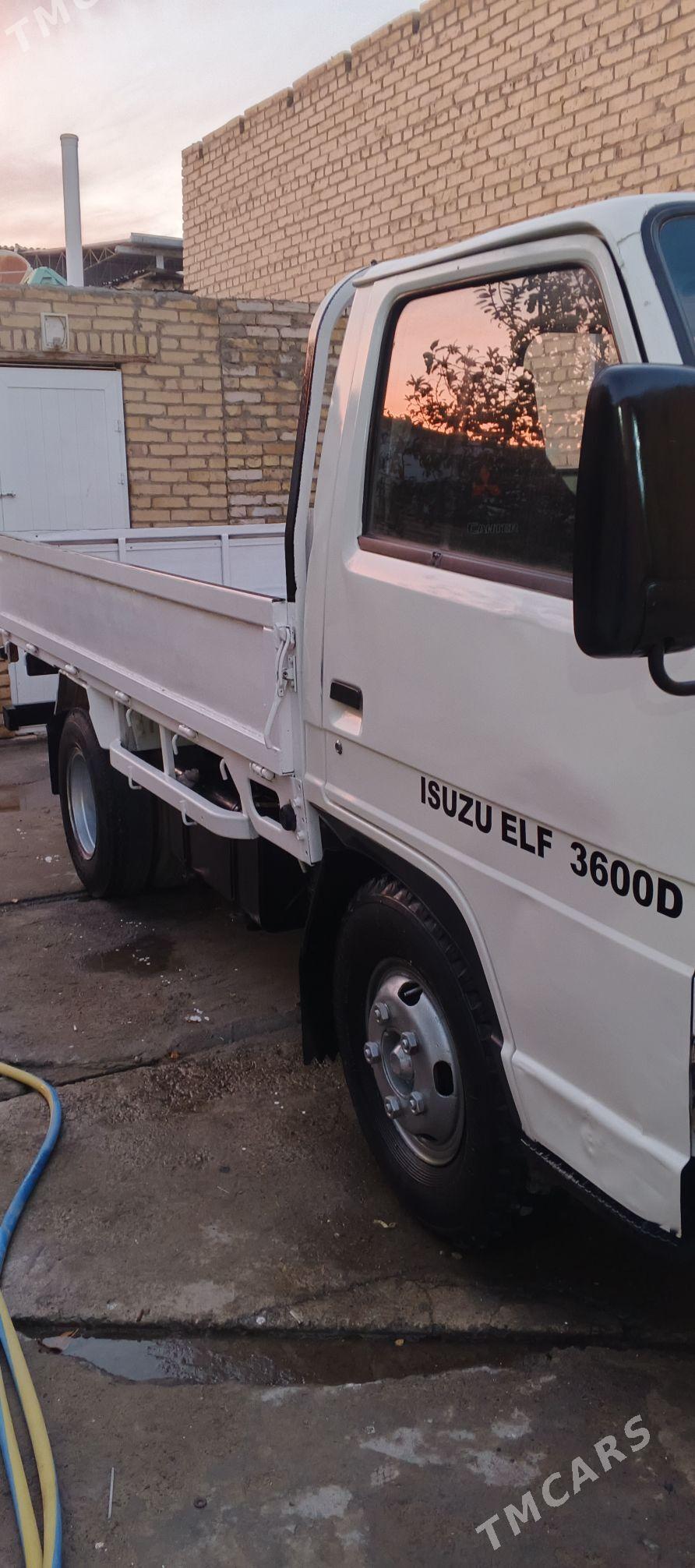 Isuzu Elf 1991 - 135 000 TMT - Туркменабат - img 3