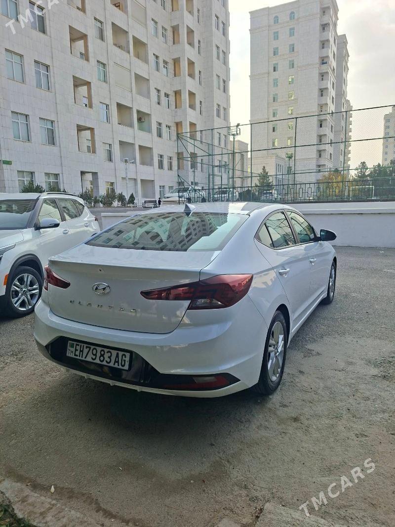 Hyundai Elantra 2020 - 230 000 TMT - Aşgabat - img 3