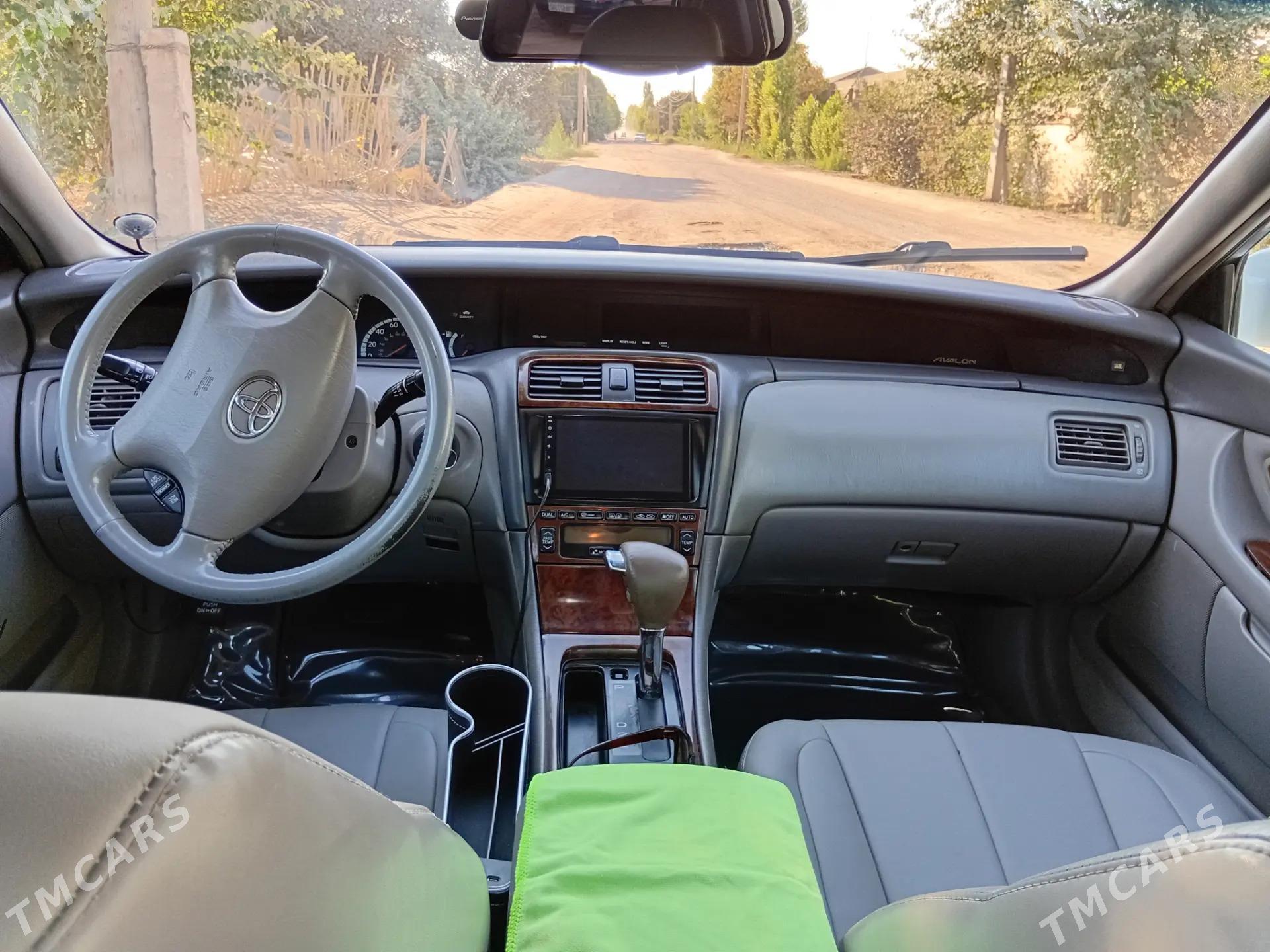 Toyota Avalon 2002 - 210 000 TMT - Гурбансолтан Едже - img 3