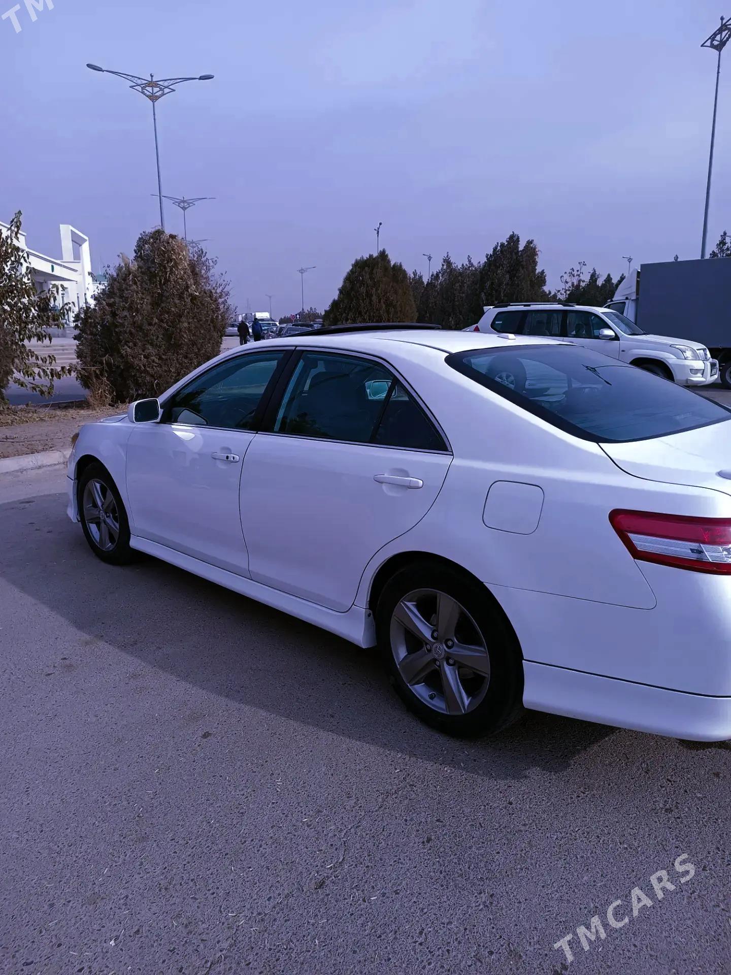 Toyota Camry 2011 - 220 000 TMT - Губадаг - img 5