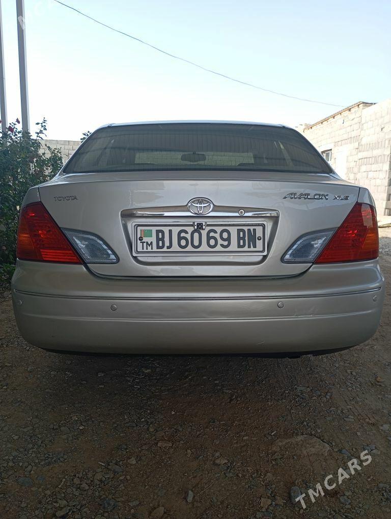 Toyota Avalon 2001 - 180 000 TMT - Гызыларбат - img 3