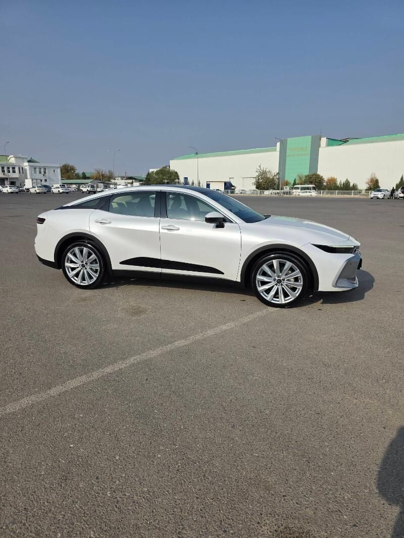 Toyota Crown 2023 - 740 000 TMT - Aşgabat - img 3