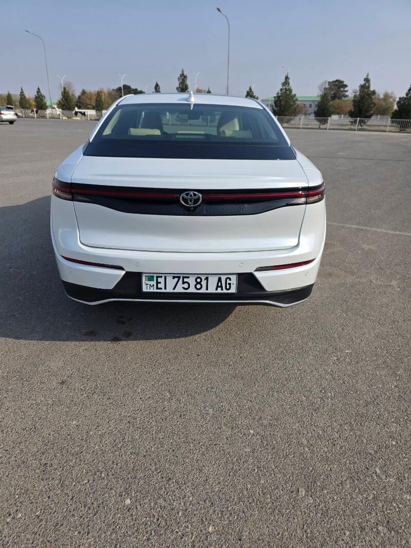 Toyota Crown 2023 - 740 000 TMT - Aşgabat - img 4