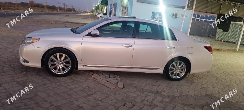 Toyota Avalon 2011 - 260 000 TMT - Байрамали - img 3