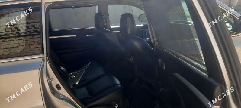 Toyota Highlander 2017 - 450 000 TMT - Туркменабат - img 6