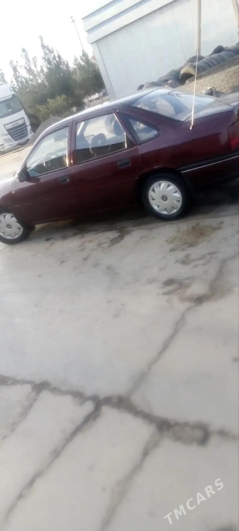 Opel Vectra 1991 - 40 000 TMT - Мары - img 9