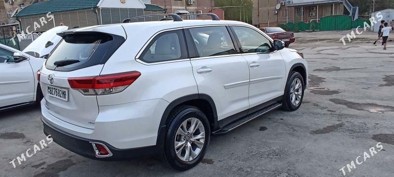 Toyota Highlander 2019 - 410 000 TMT - Мары - img 3